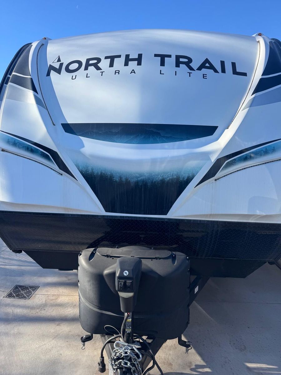 NORTH TRAIL TRAVEL TRAILER