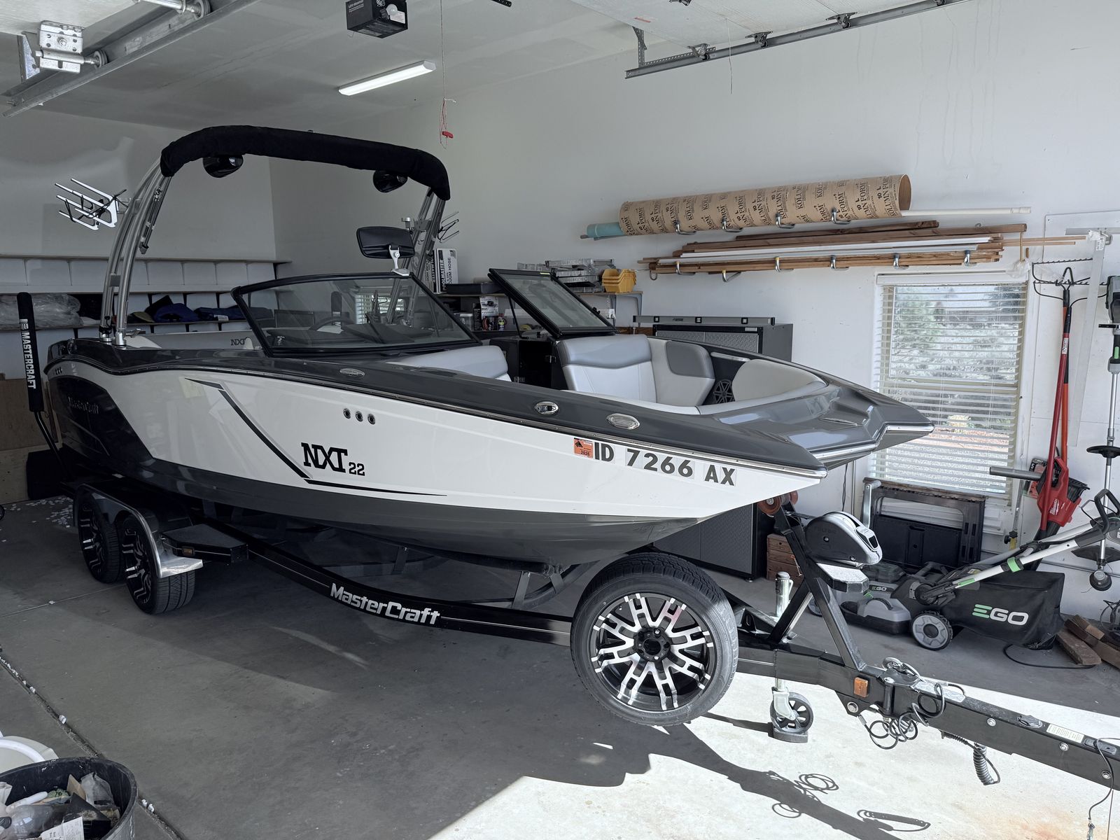 2016 MasterCraft NXT22 w/super Low 143 Hours