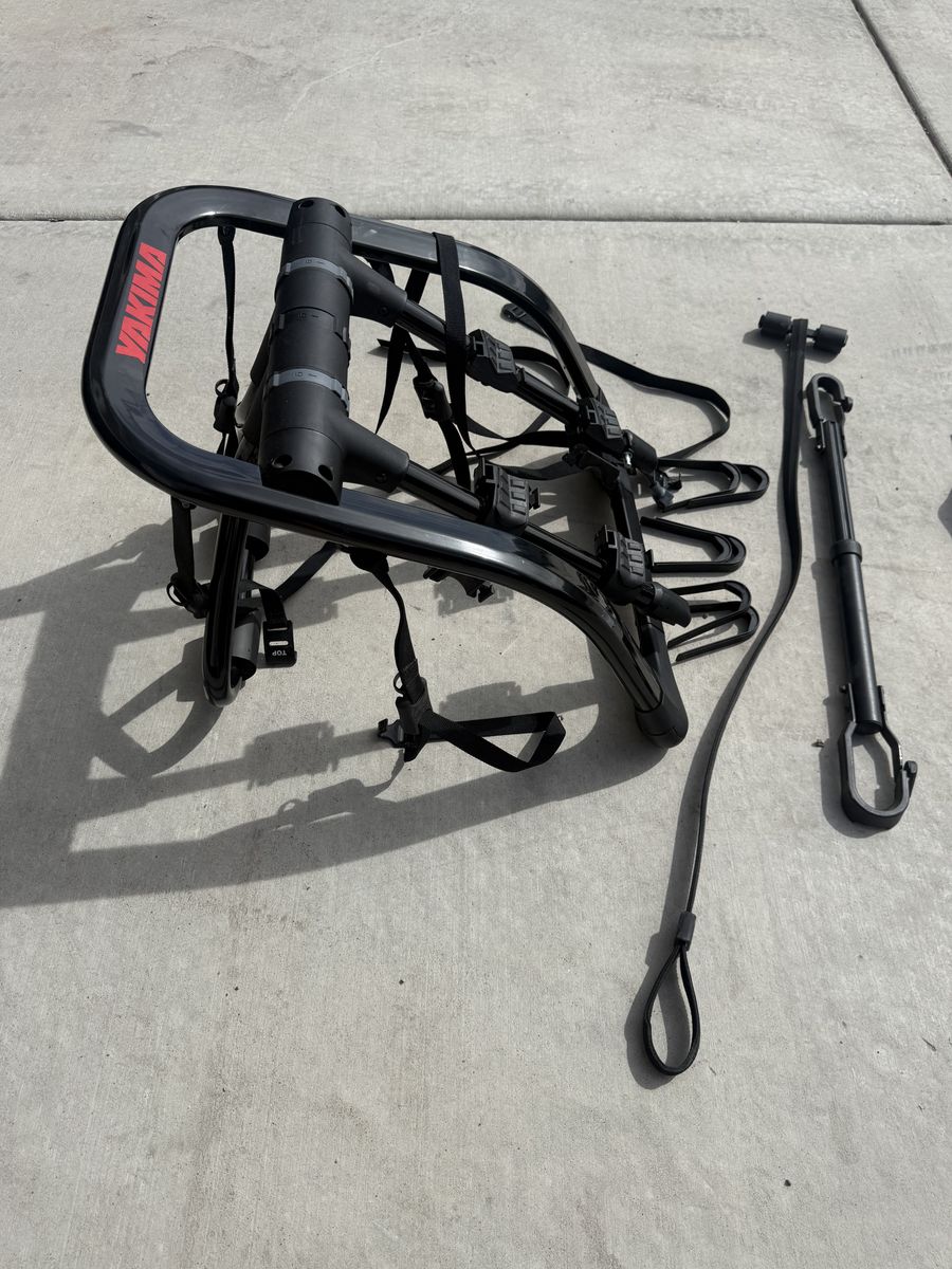 Yakima Fullback 3 Bike Rack With Top Tibe