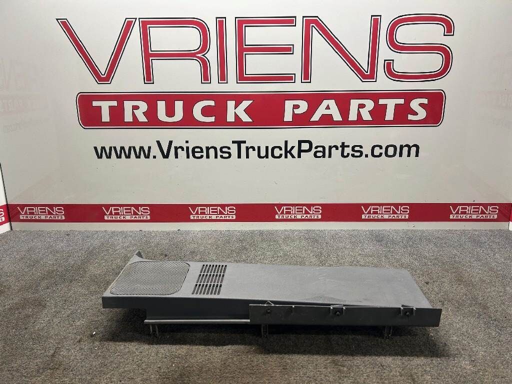 Peterbilt 579 Right Interior Part