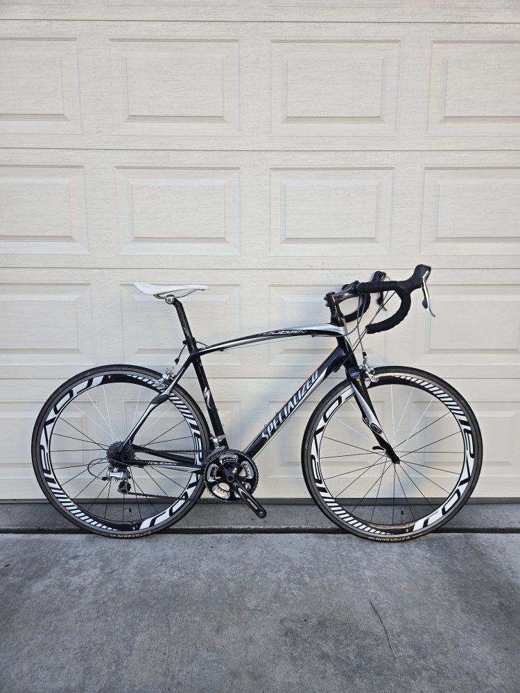 Specialized Carbon 56cm Dura Ace Carbon Wheels 