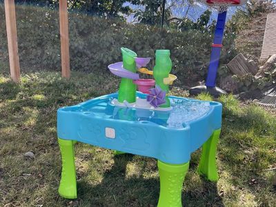 Water Table Toy