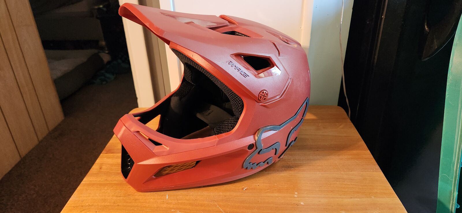 Fox Racing Rampage Helmet, designed for downhill mountain biking, BMX, and enduro riding size YL
