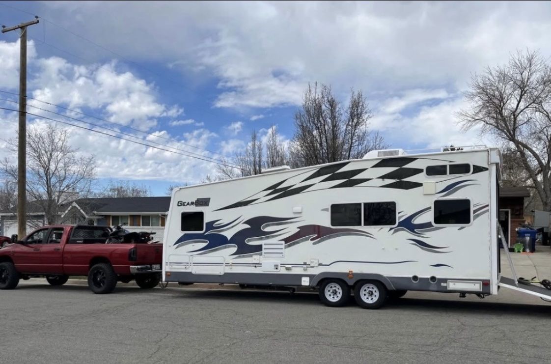 2007 Fleetwood Gearbox 260FS Toy Hauler Travel Trailer