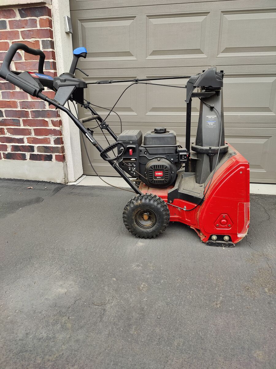 Toro snow blower