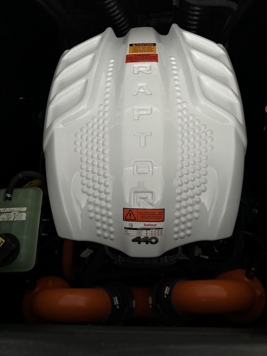 Main image 6