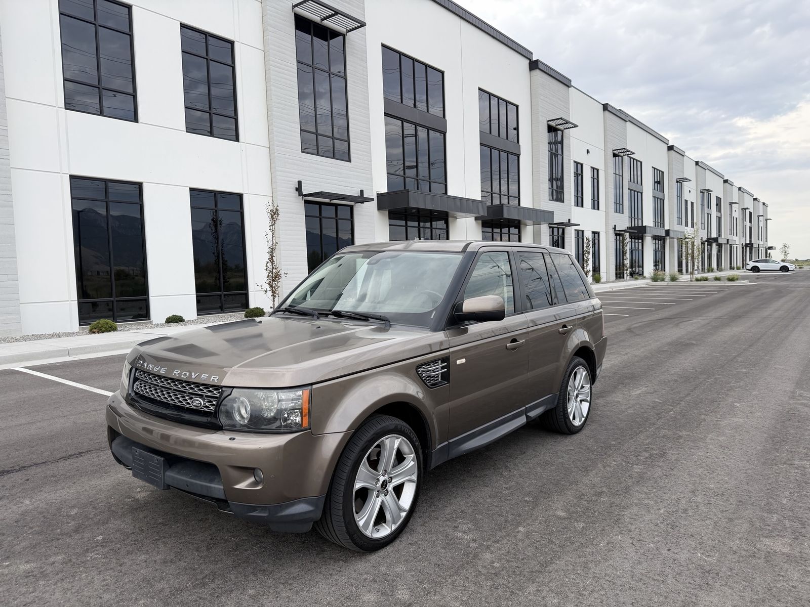 2012 Land Rover Range Rover Sport HSE LUX