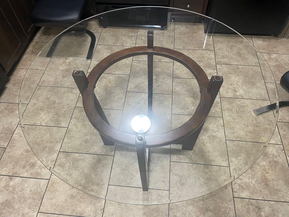 Dining Table 45" Diameter