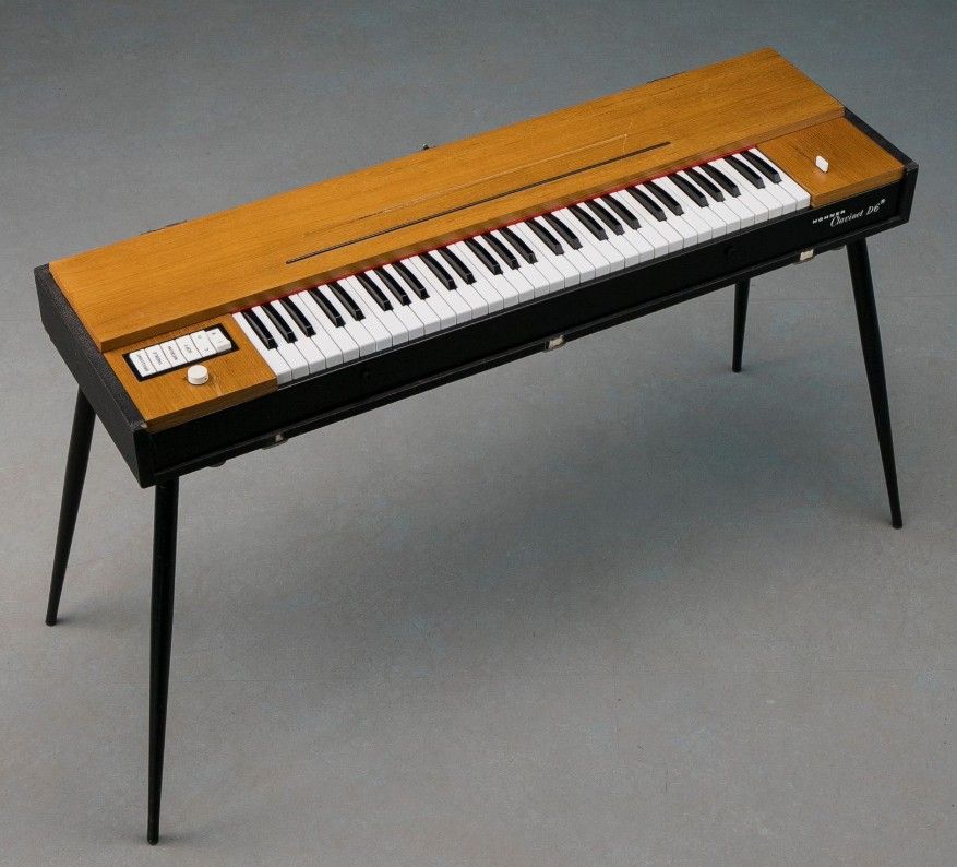 Wanted - Hohner D6 or E7 Clavinet keyboard, any condition.