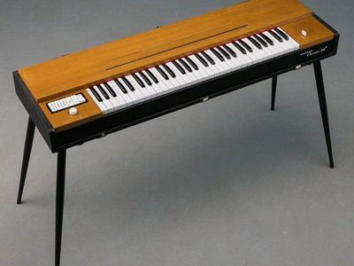 Wanted - Hohner D6 or E7 Clavinet keyboard, any condition.
