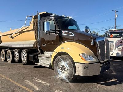 2019 Kenworth T680 Quad Axle Dump Truck - NEW 20' Dump Body (warranty)- Lift Axles Tarping System w Speader.