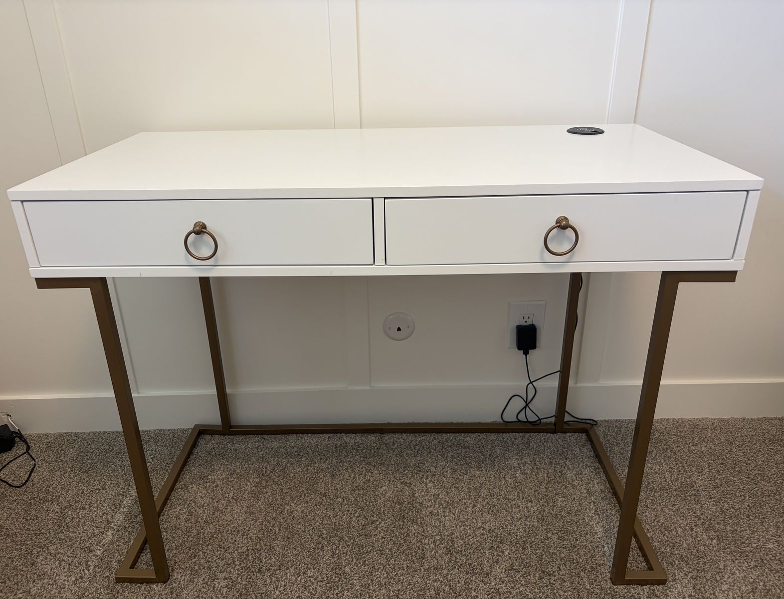 Desk Excellent condition