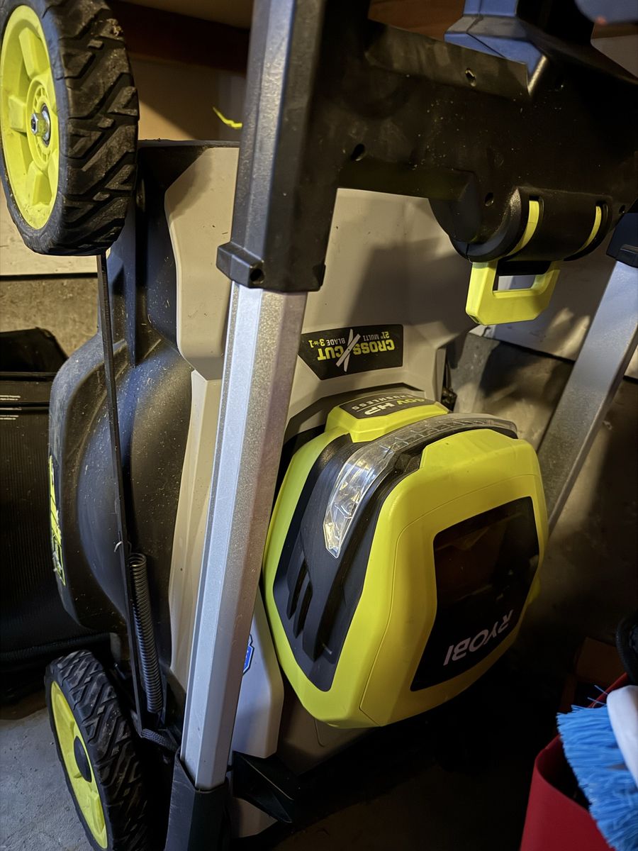 Ryobi 21" self Propelled Lawn Mower