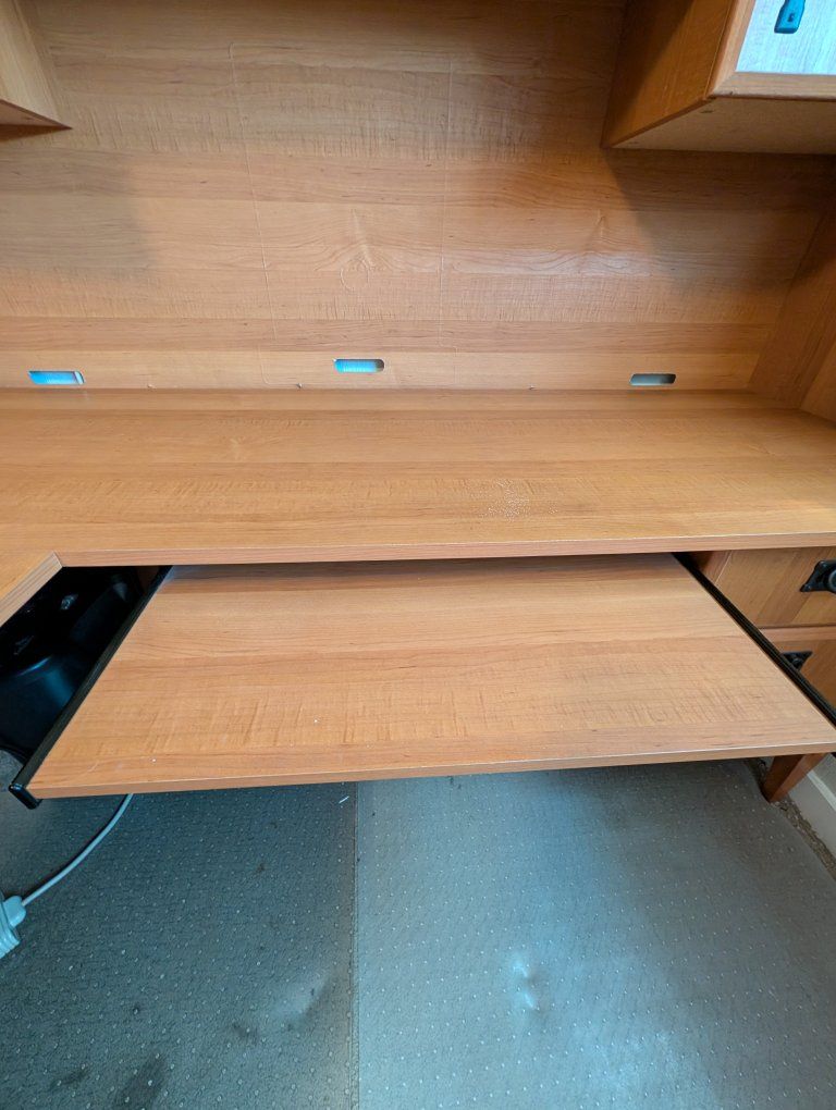 Main image 6