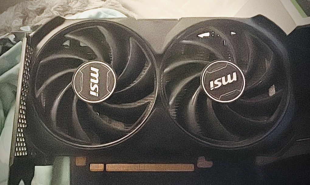 Nvidia Geforce RTX 4060 2 x 8G