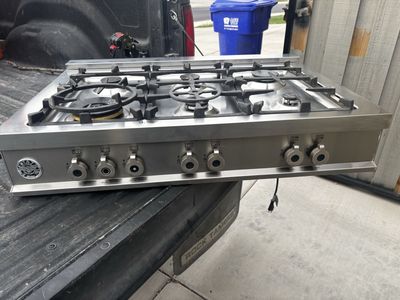 Bertazzoni CB36 600 X 36" Stainless Steel Gas Cooktop with 6 Burners