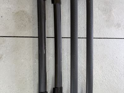 GMC Acadia Crossbars