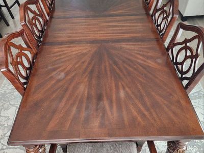 Expandable Dining Table Set - Seats 6 to 8