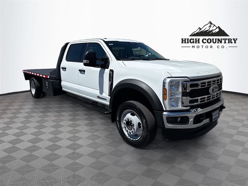 2025 Ford F-550 XLT