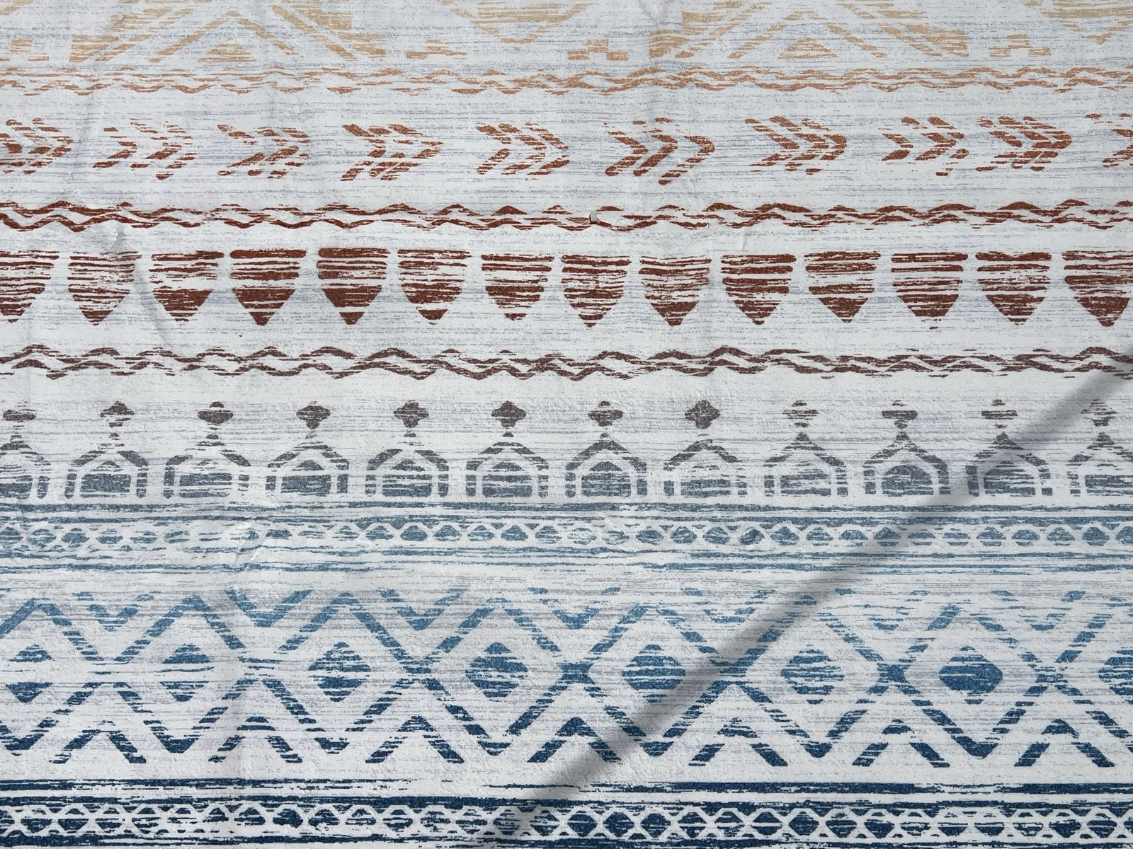 Main image 10
