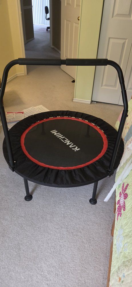 Kanchimi Mini Fitness Trampoline Rebounder with Handlebar