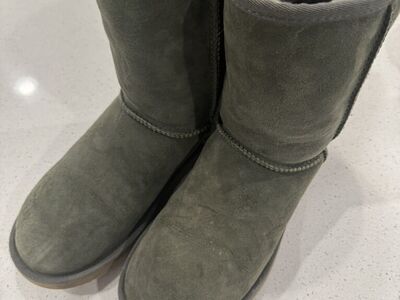 Ugg Size 8