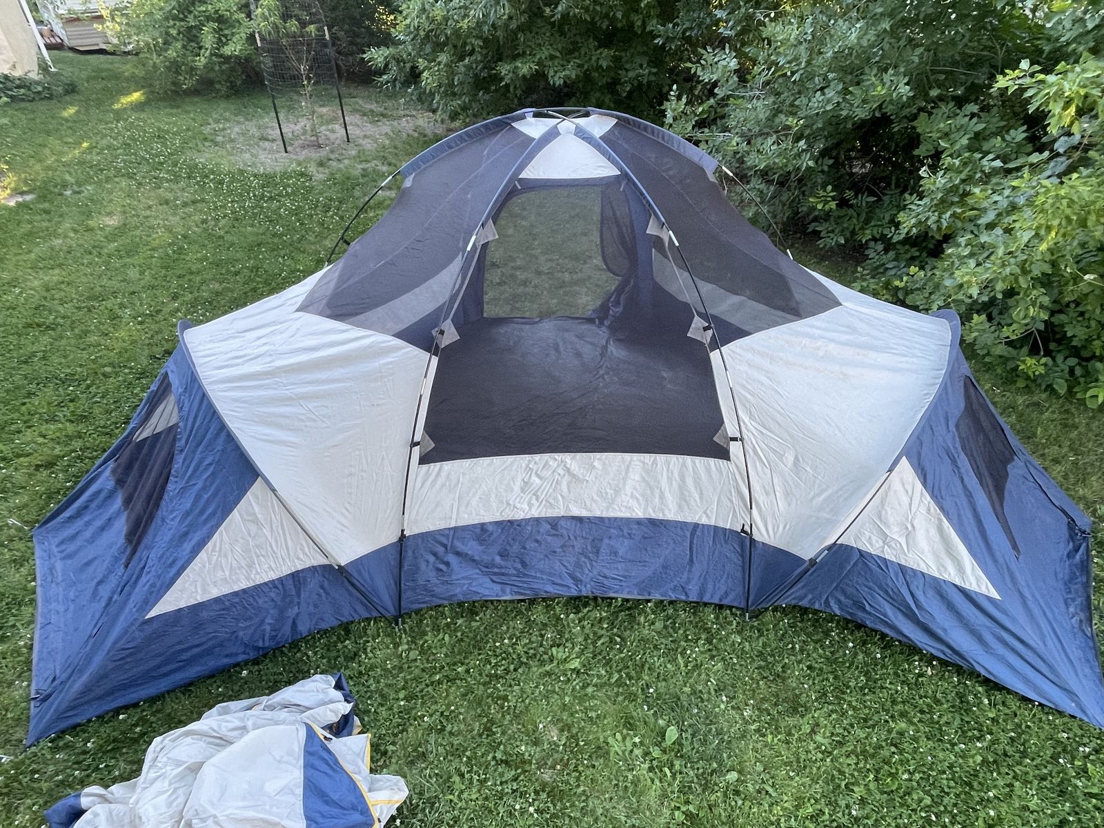 Huge 17x10, 3-Door, 8 Person Camping Tent