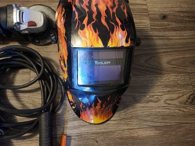 ZS-MICTEK ZS-MIG125D Welder set with Tooliom Helmet & Accessories