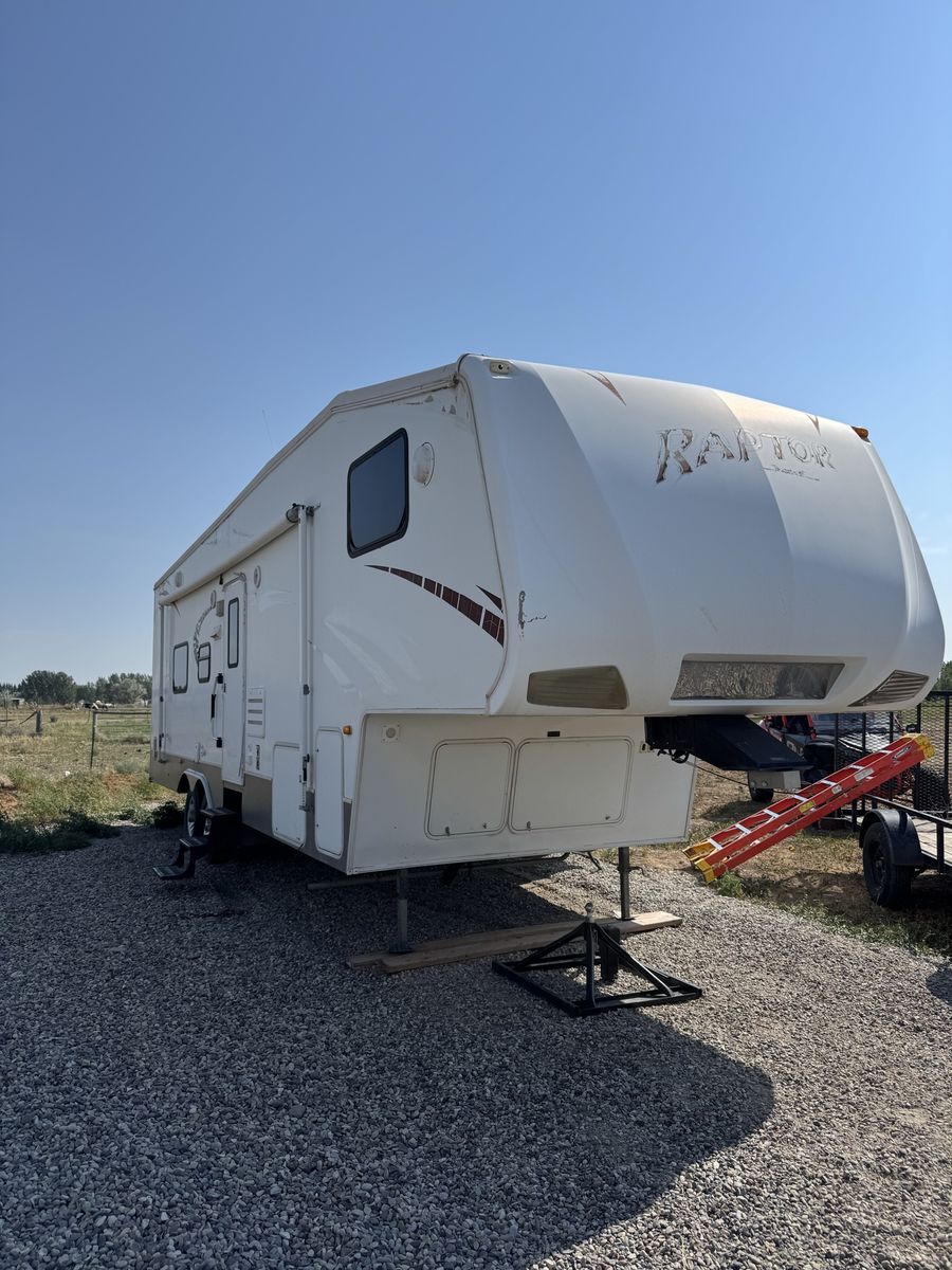 2008 Keystone Raptor RP299