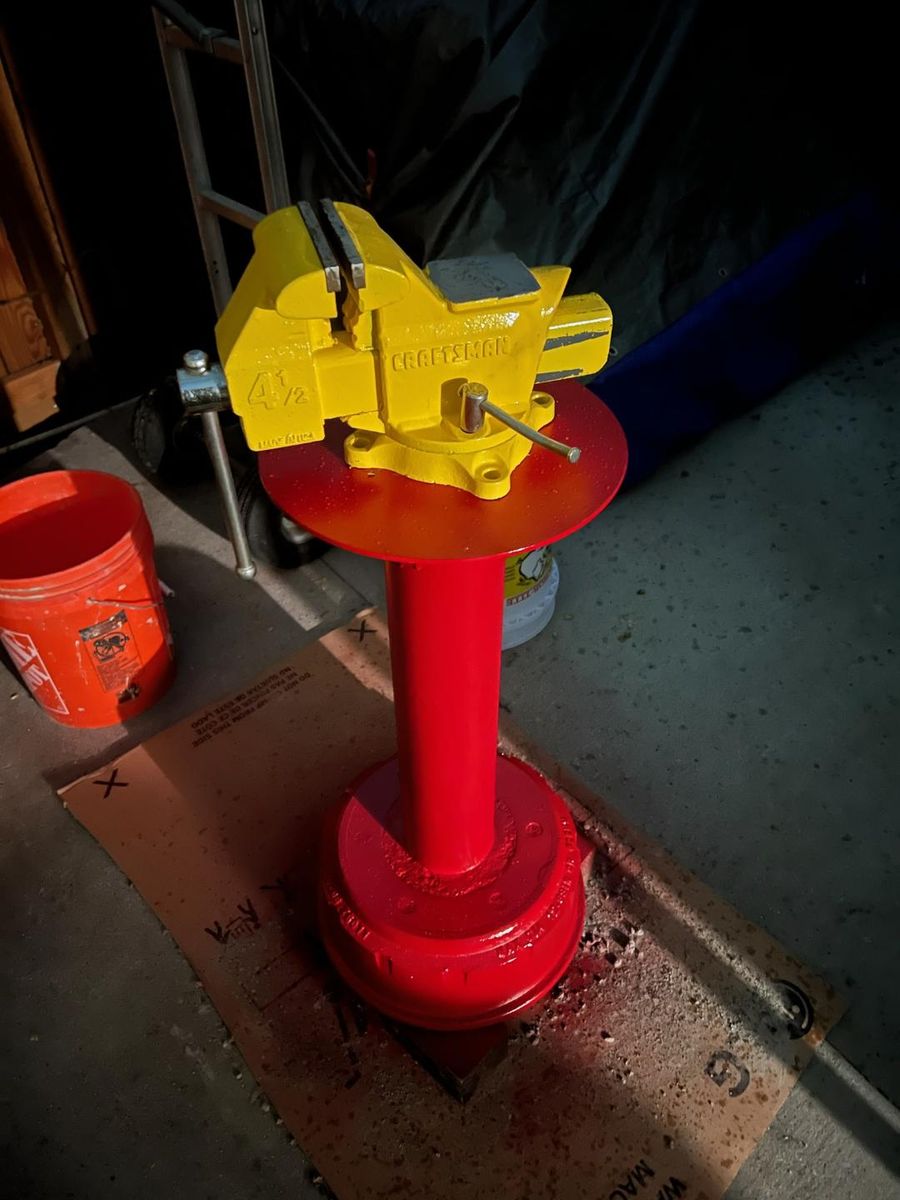 Stand alone Vise with stand.