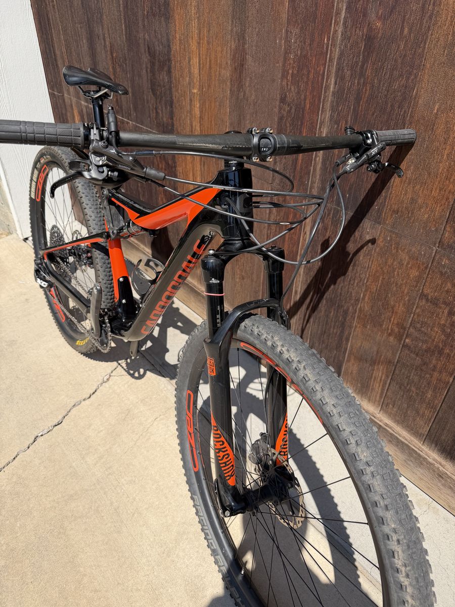 Main image 4