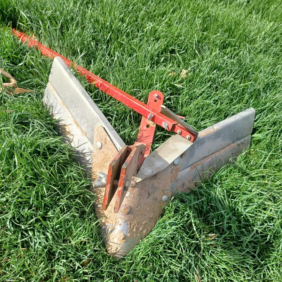 Troy Bilt furrower with row marker