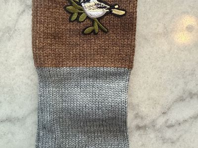 Knit Bird Patch Fingerless Gloves / Arm Warmers - Brown & Grey