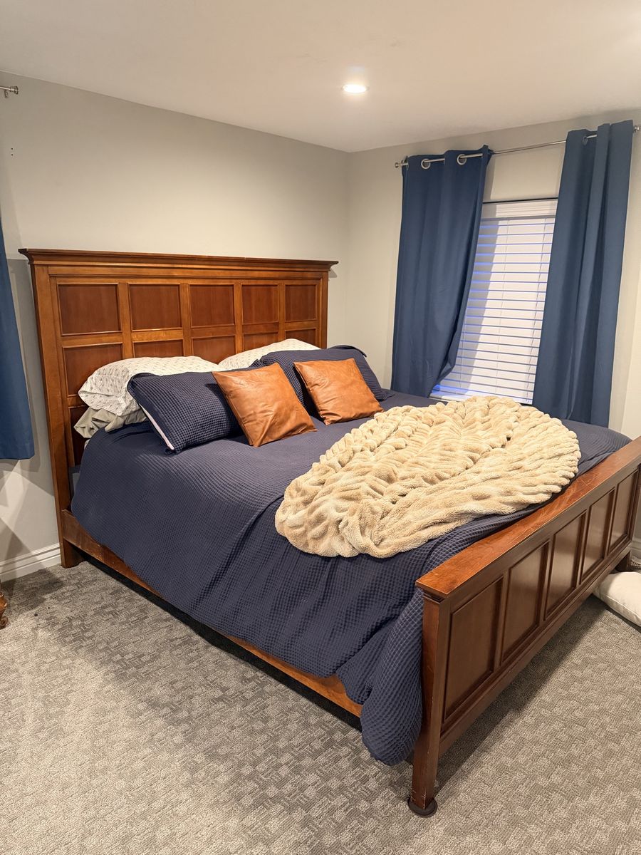 Solid Wood King-Size Bed Frame – Great Condition