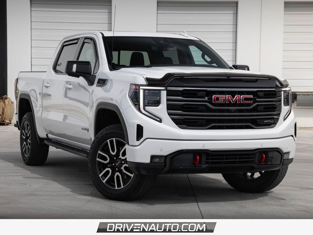 2025 GMC 1500 AT4