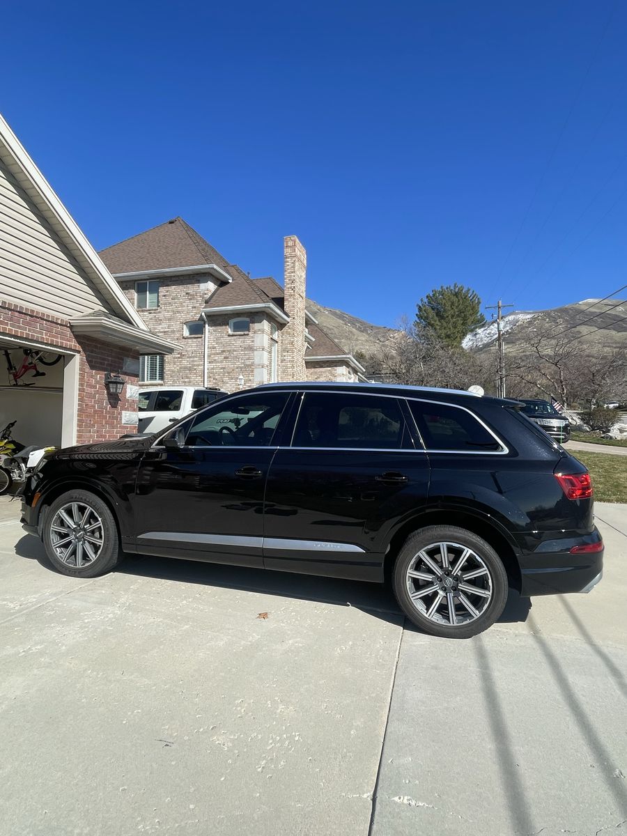 2017 AUDI Q7 3.0T quattro Premium Plus