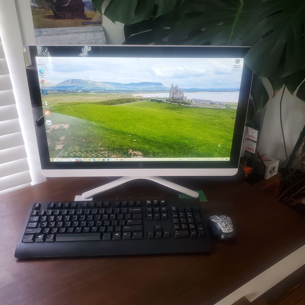 All in one HP computer Touch Screen