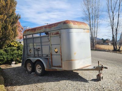 Curtis built 3 horse slant load