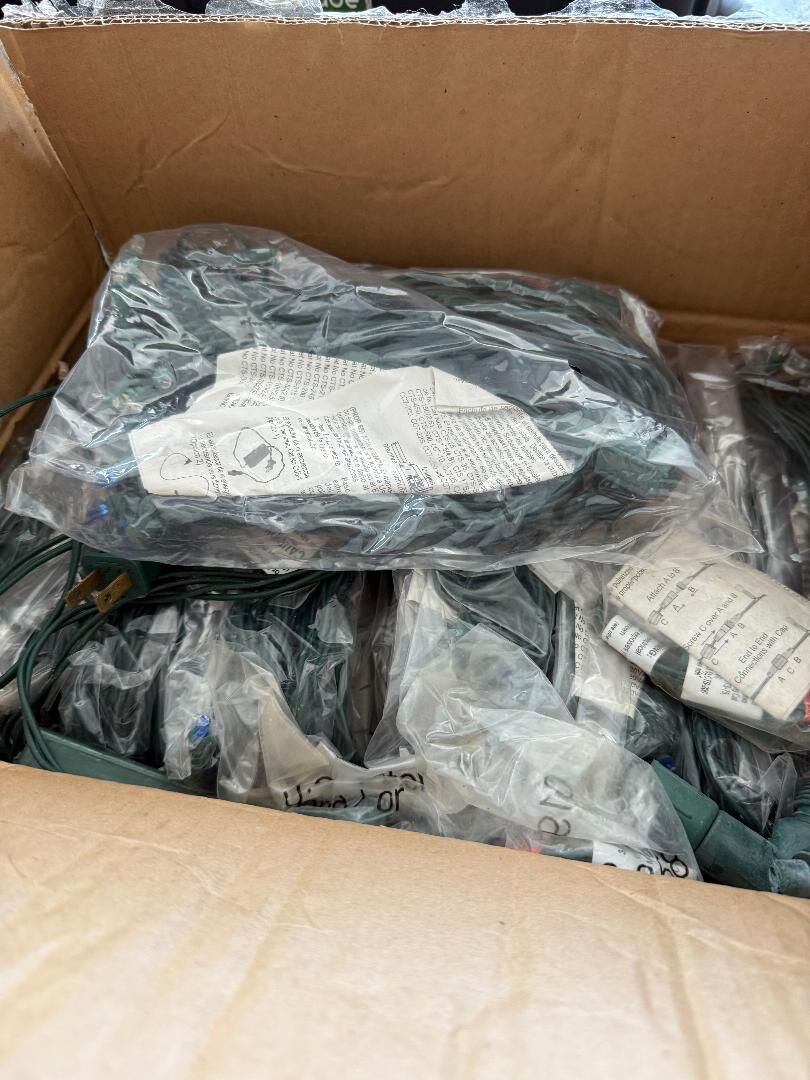 2 Boxes of 24 (48 total) White twinkle lights