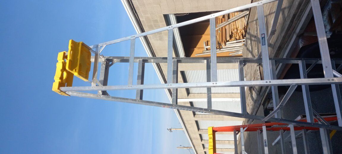 10 ft A-frame ladder