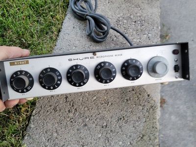 Shure Brothers M68 Microphone Mixer - Vintage Audio Equipment for 4 Microphones plus Aux Input