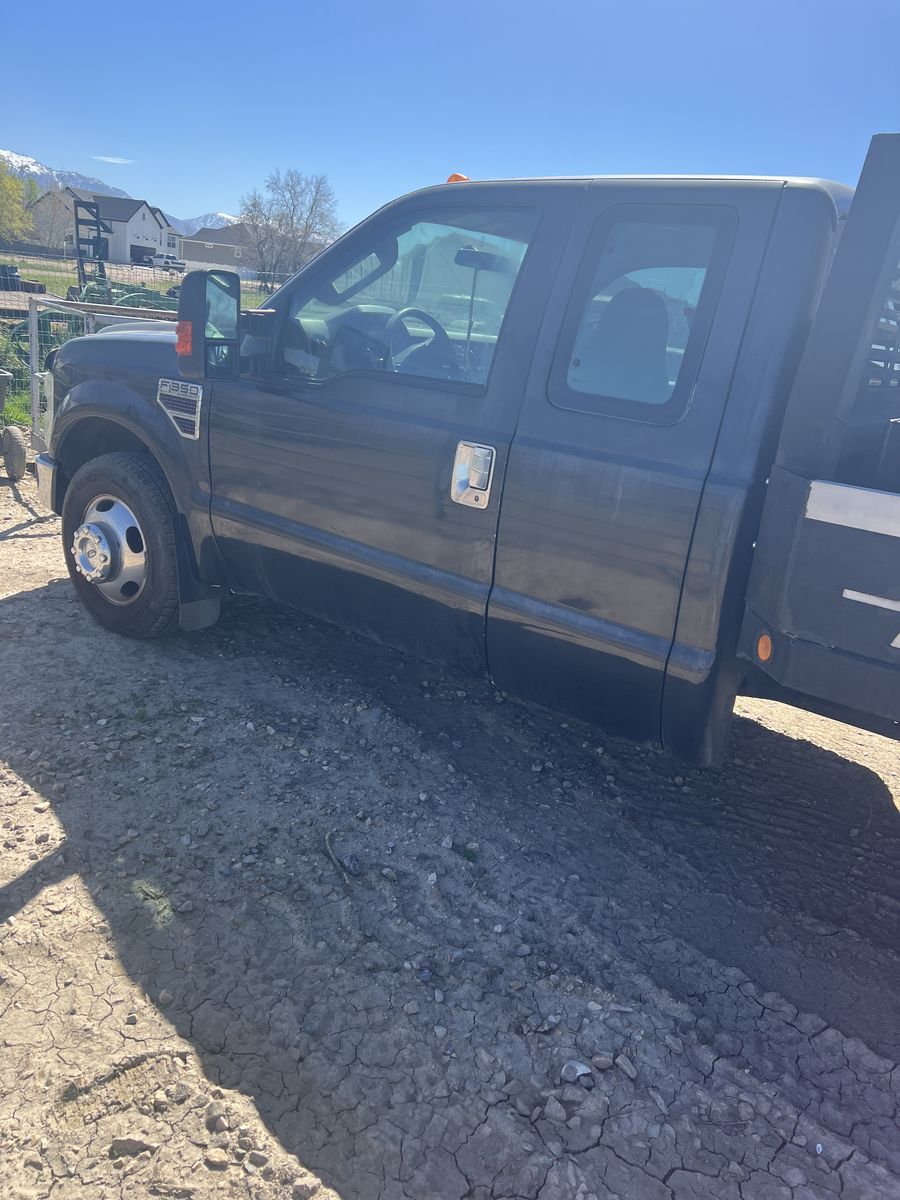 08 Ford F350 1 Ton