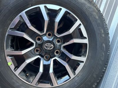 2023 Toyota Tacoma TRD Sport Factory Wheels and tires