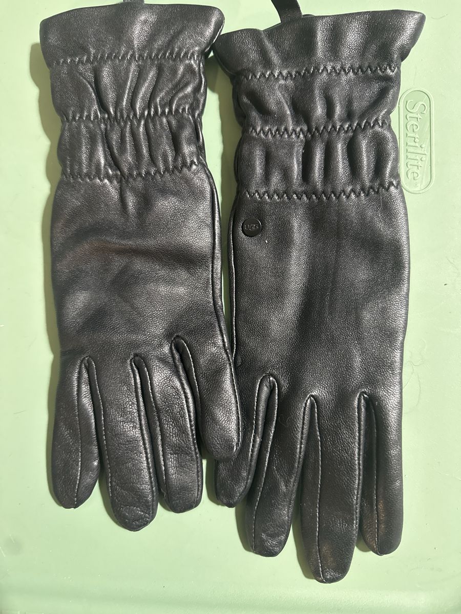 UGG Black Leather Gloves with Ruffle Wrist Detail Small