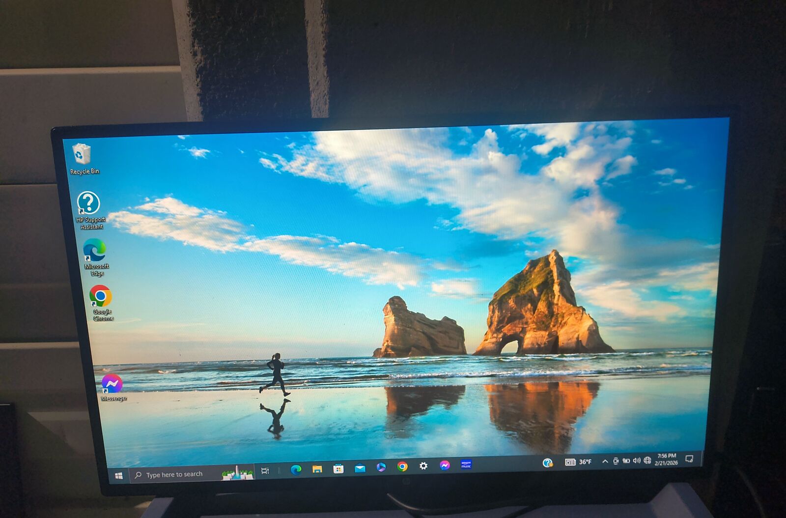 HP 27" HD Monitor HDMI