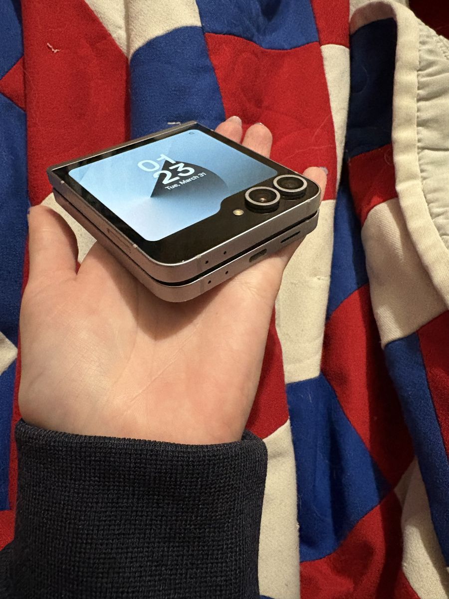 Samsung galaxy z flip 6