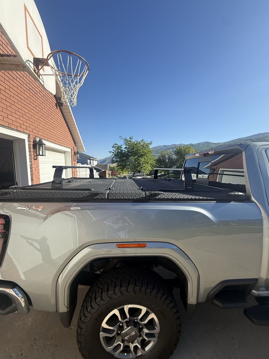 Diamondback HD Truck Bed Cover
