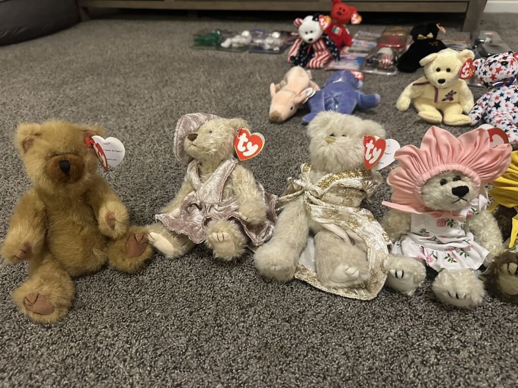 Antique Treasures  TY 5 Jointed Beanies