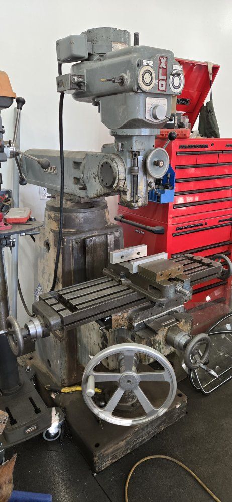 Excello 602 milling machine