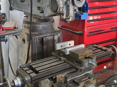Excello 602 milling machine
